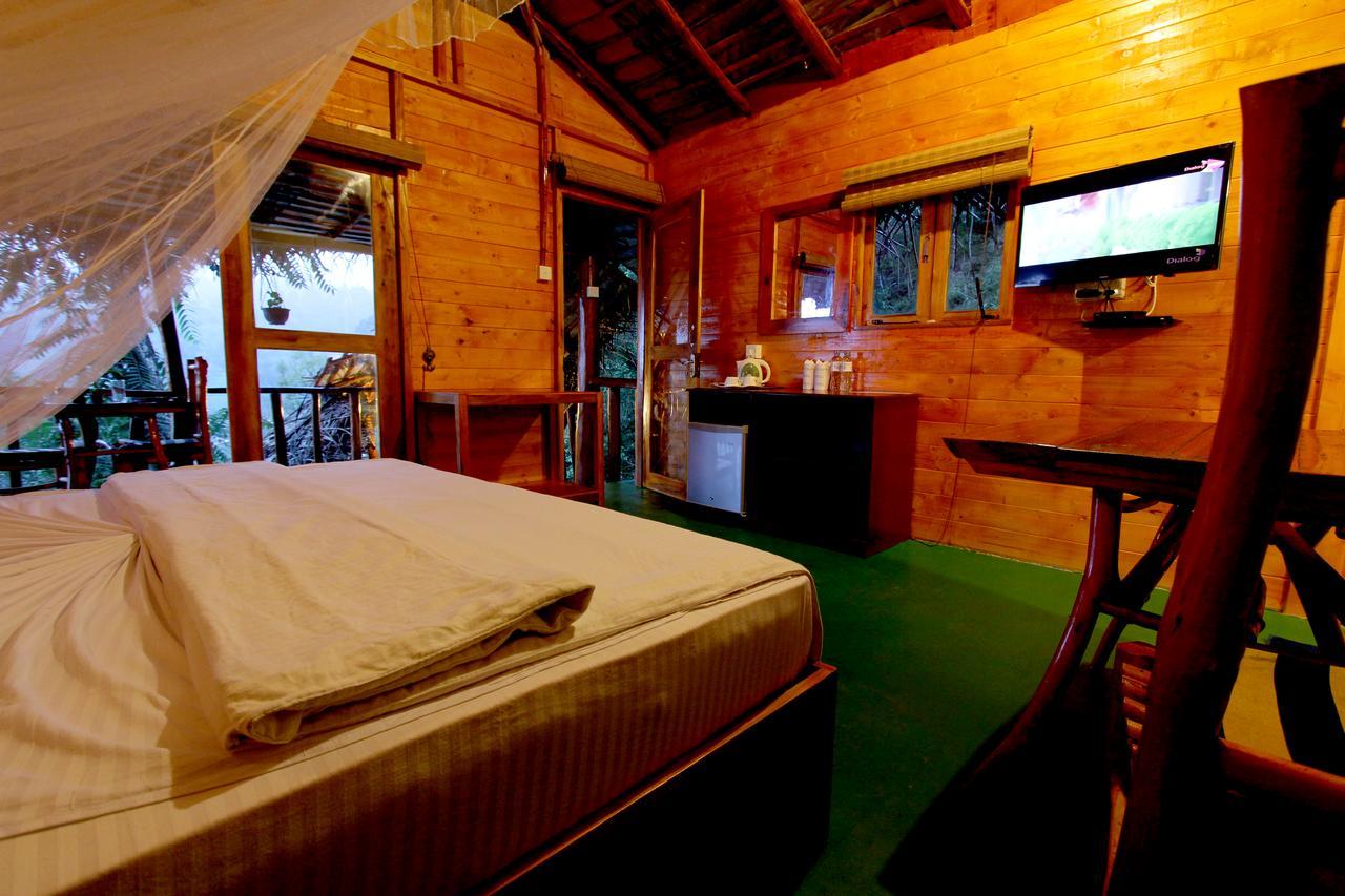 엘라 밤부 카바나 B&B 외부 사진